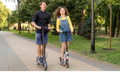 Що треба знати про електросамокати: де може їздити, яка передбачена відповідальність