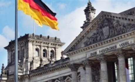 "Або працюйте, або воюйте": У Німеччині хочуть скасувати виплати українцям призовного віку