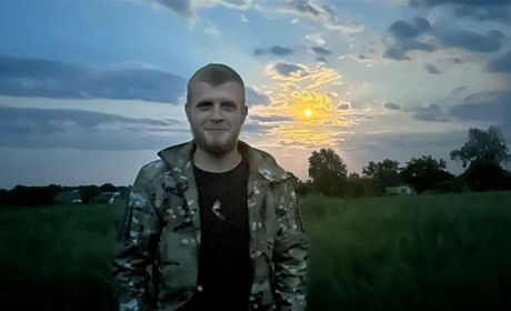 Бойовий медик родом з Будеїв. Молоді титани духу носять форму ЗСУ