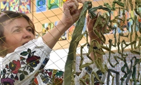 Волонтери Южного відкрили терміновий збір на основу для маскувальних сіток