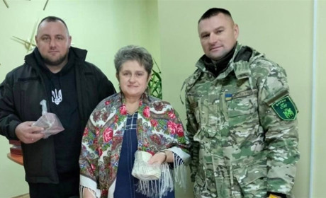 У Вараші працівники Центру реабілітації зібрали кошти і гуманітарну допомогу для військових