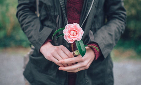 Опитування: що думають про подарунки на 8 Березня сватівчанки і які привітання їм запам'яталися