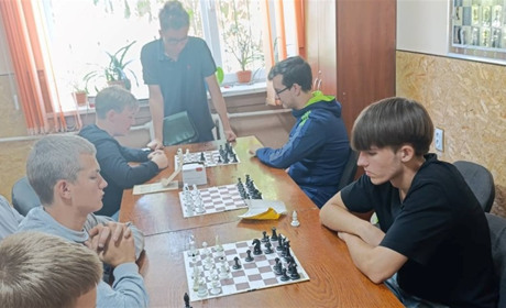 Присвята рідному місту: у Старокостянтинові провели дитячий чемпіонат з шахів