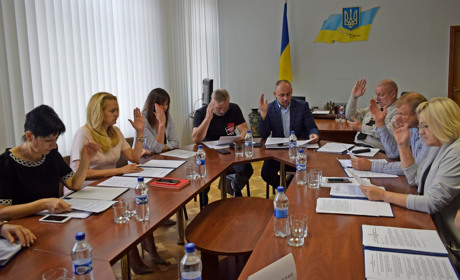 Засідання виконкому: розпочнеться ремонт дороги по Київському проїзду