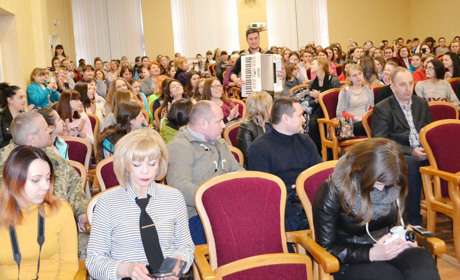 «Золоті леви чорної сотні» дали благодійний концерт у Покровську