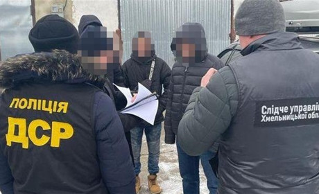 На Хмельниччині поліцейські викрили у хабарництві військового комісара