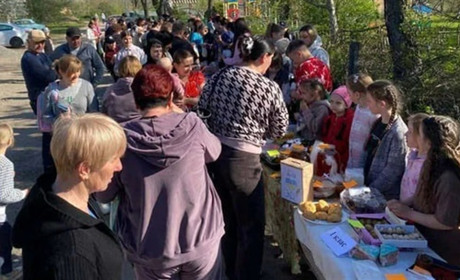 У Луко-Барській гімназії на благодійному ярмарку зібрали понад 22 тисячі гривень для ЗСУ