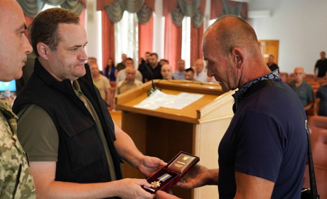 Захисників з Переяславщини Остапа Левчука та Богдана Близнюка посмертно відзначили орденами