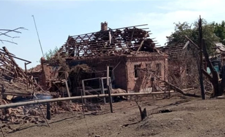 Селище Нью-Йорк знову під авіаційними бомбами. Майже 50 будинків зруйновані