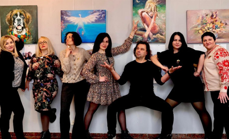 «Хочеться допомагати через мистецтво»: Олег Юров про майстер-класи для українських воїнів та жінок