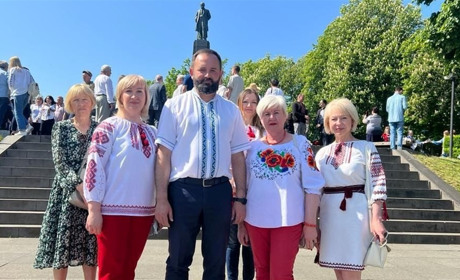 Представники Смілянської міської ради долучилися до вшанування пам'яті Тараса Шевченка в Каневі