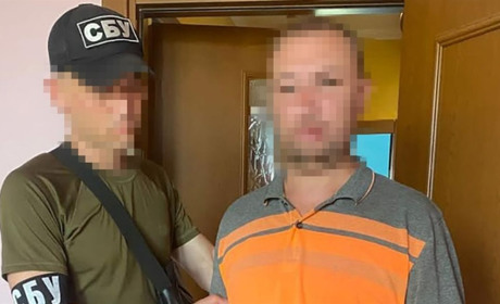 СБУ затримала у Херсоні колаборанта, який присягнув «на вірність росії», щоб катувати українців