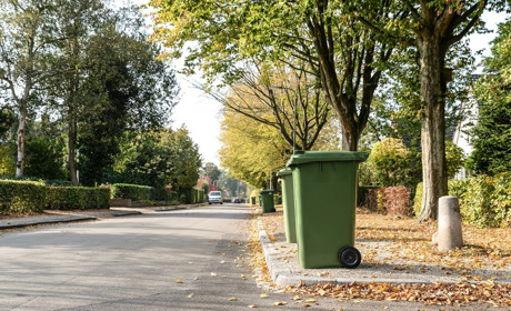 Коли у Сватовому вивозитимуть сміття від приватного сектора: графік на липень 2021
