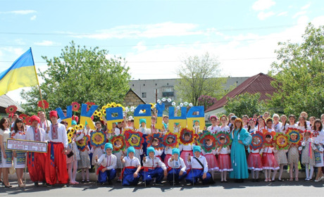 Попаснянській школі № 21 виповнилося 130 років: Екскурс в історію