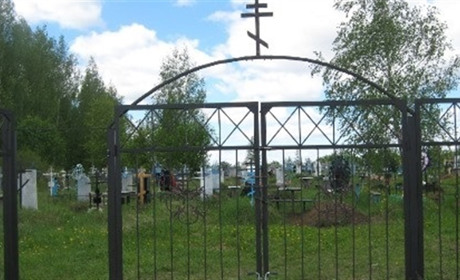  Майорівці за власні кошти хочуть купити на кладовище центральні ворота: навіщо це їм потрібно
