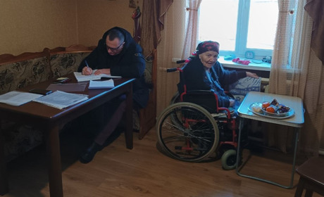 В окупованій частині Херсонщини росіяни обманом відбирають майно в літніх людей