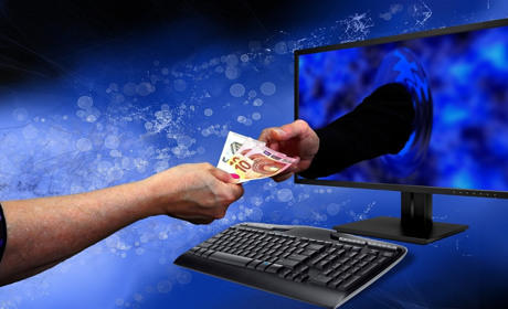 У Сватівському районі ошукали двох людей: Чоловіка на 5000 гривень і жінку на 1400