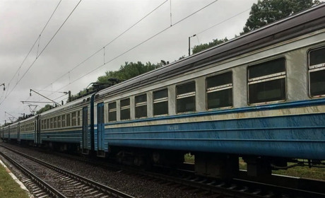 У Барській громаді тимчасово зміниться розклад приміських електричок через платформу Васютинці