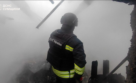 Рятувальники ліквідували дві пожежі в Сумському районі: у Білопіллі та Старому селі