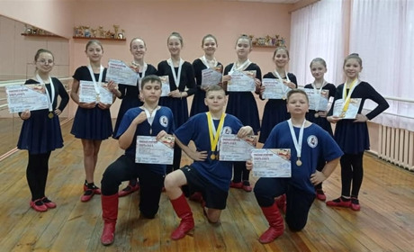 Дві перемоги на міжнародних конкурсах: ансамбль «Унавушка» прославляє Фастів за кордоном