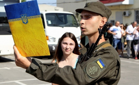 Строкова служба в армії: все, що про неї треба знати призовникам