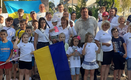 У Новій Каховці малювали символи України