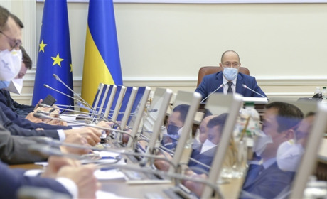 Є постанова Уряду про послаблення карантинних обмежень 