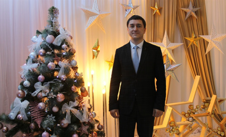 Голова районної ради Руслан Серпенінов вітає з Різдвом Христовим та Новим роком