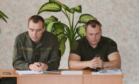 Покровський центр зайнятості провів міні-ярмарок вакансій на військову службу 