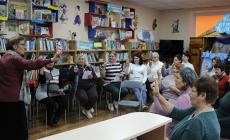 У Жмеринці люди з вадами зору можуть читати книги в бібліотеці завдяки спеціальному обладнанню