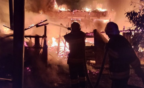 Під час пожежі в селі на Переяславщині згорів автомобіль ФОТО
