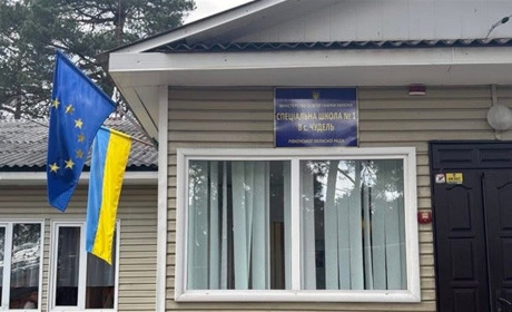 Долю Спеціальної школи №1 у селі Чудель вирішать пізніше — питання зняли з розгляду сесії