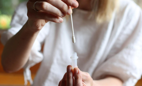 Як правильно зробити тест на COVID-19 у домашніх умовах: медики консультують