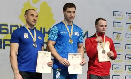Два "срібла" здобув Володимир Касьяненко на кубку України з параармреслінгу