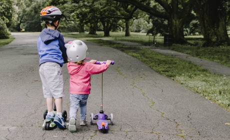 3 причины посетить интернет-магазин и купить детский самокат по доступной цене