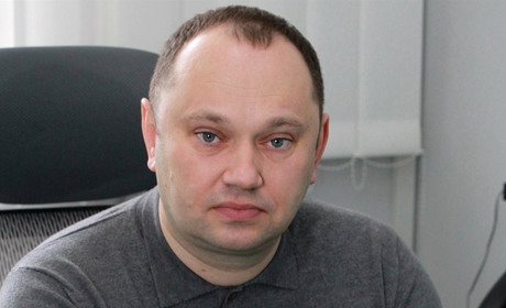 Олександр Полторак нагадав, як змінилась процедура перереєстрації авто в Україні