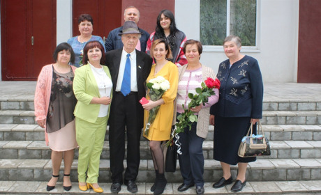 Із 90-літнім досвідом до нових вершин