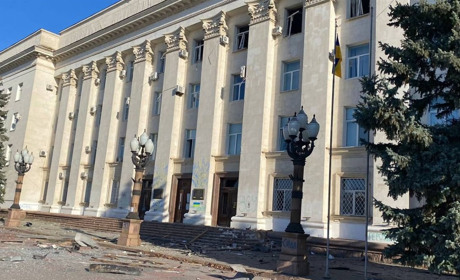 За фактом обстрілу будівлі Херсонської ОДА порушено кримінальне провадження
