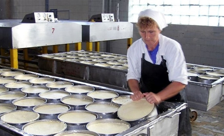 Сир, масло, знежирене молоко та інша молочна продукція: історія міського сиркомбінату