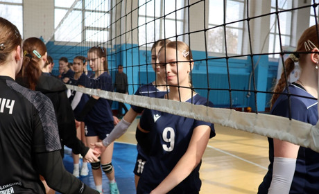 Фінал, боротьба і срібло: як звягельські волейболістки виступили на обласному чемпіонаті