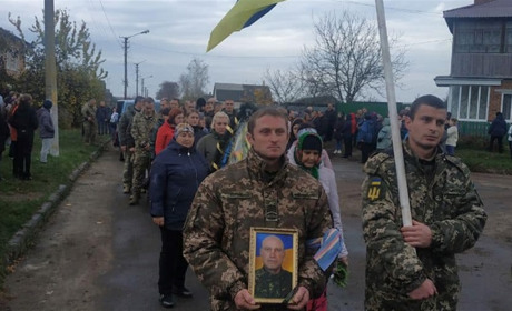 Лише через п’ять місяців змогли поховати солдата Сергія Мягкова з Наумівки, який загинув у Десні