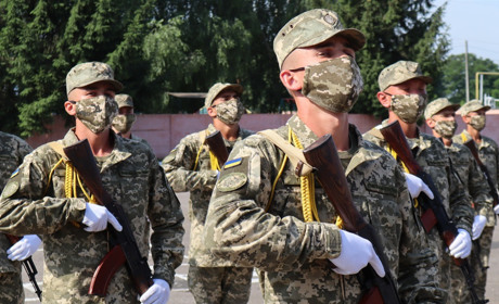 Юнаків 2005 року народження приписують до призовних дільниць для майбутньої строкової служби