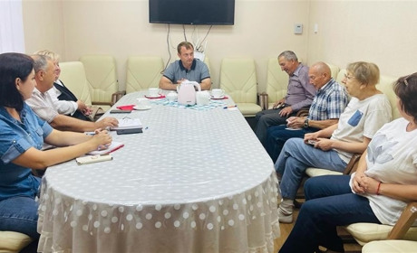 Члени ради ветеранів зустрілись із представниками міської влади