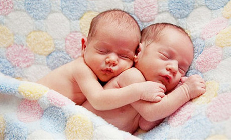 За три месяца в Мелитопольском районе появилось на свет 3 двойни