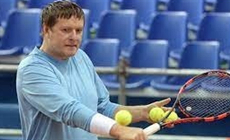 Не возьмут даже мыть туалеты