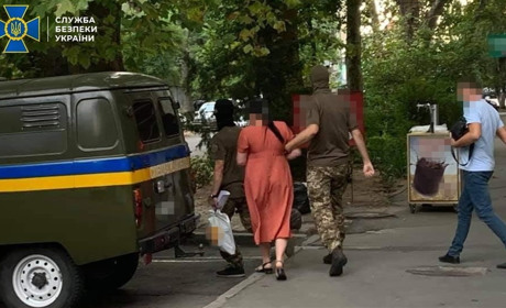 Справу проти підозрюваної у держзраді херсонки передали до суду