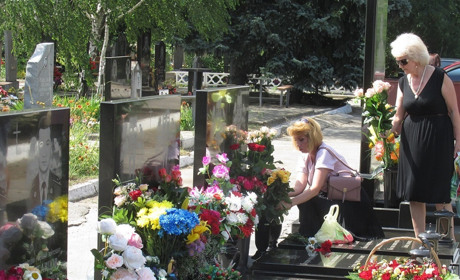 Помним: с момента гибели экипажа Ил-76 и воинов-десантников близ луганского аэропорта прошло 5 лет