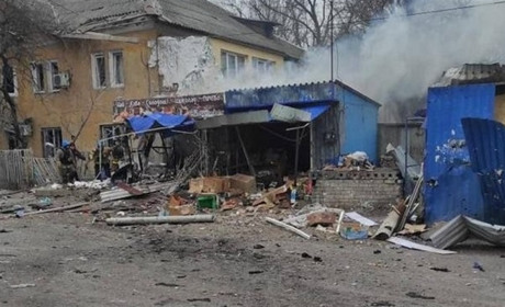 Наслідки ворожого обстрілу Курахового 7 грудня. Фото та відео