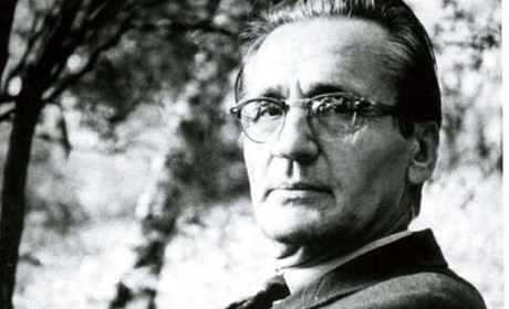 Буковинців запрошують взяти участь у читаннях поезій Михайла Івасюка