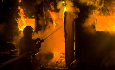 Вісім пожеж ліквідували вогнеборці Хмельниччині протягом минулої доби: одна людина загинула